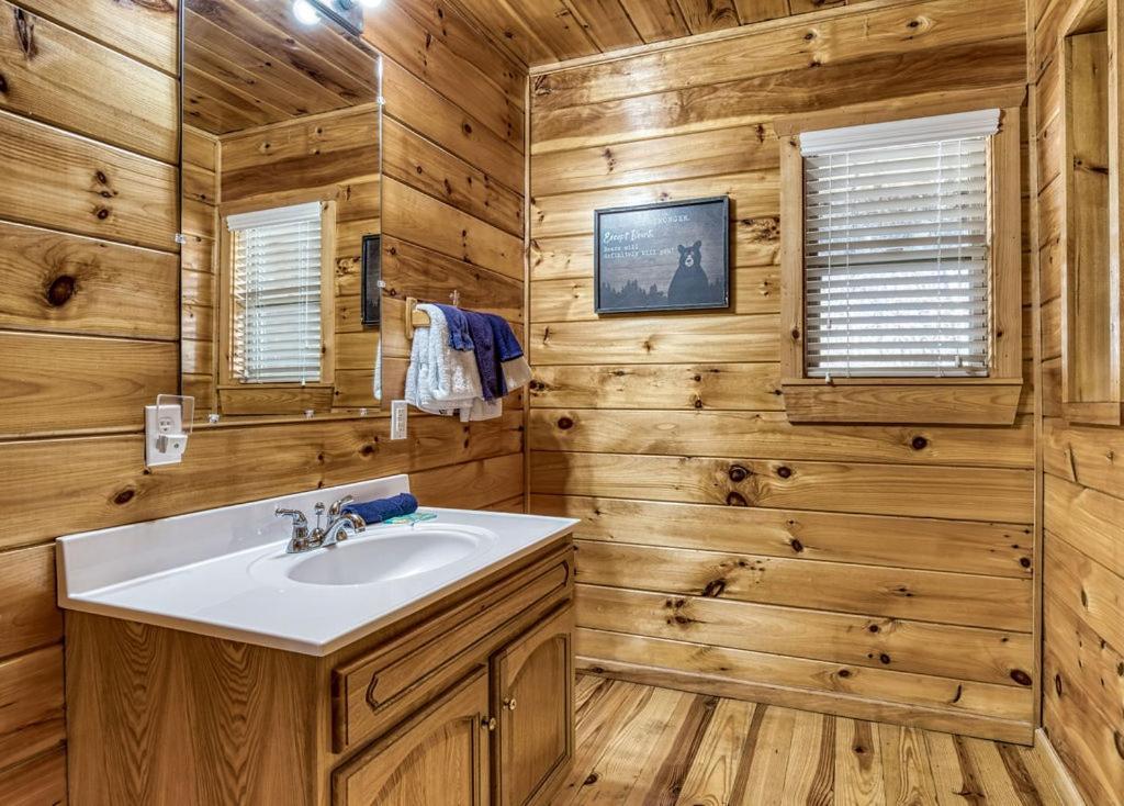 Wilderness Lodge, Hot Tub, Game Room, Pool Access, 1089 Free Tickets Each Paid Day, Dollywood And M Sevierville Zewnętrze zdjęcie