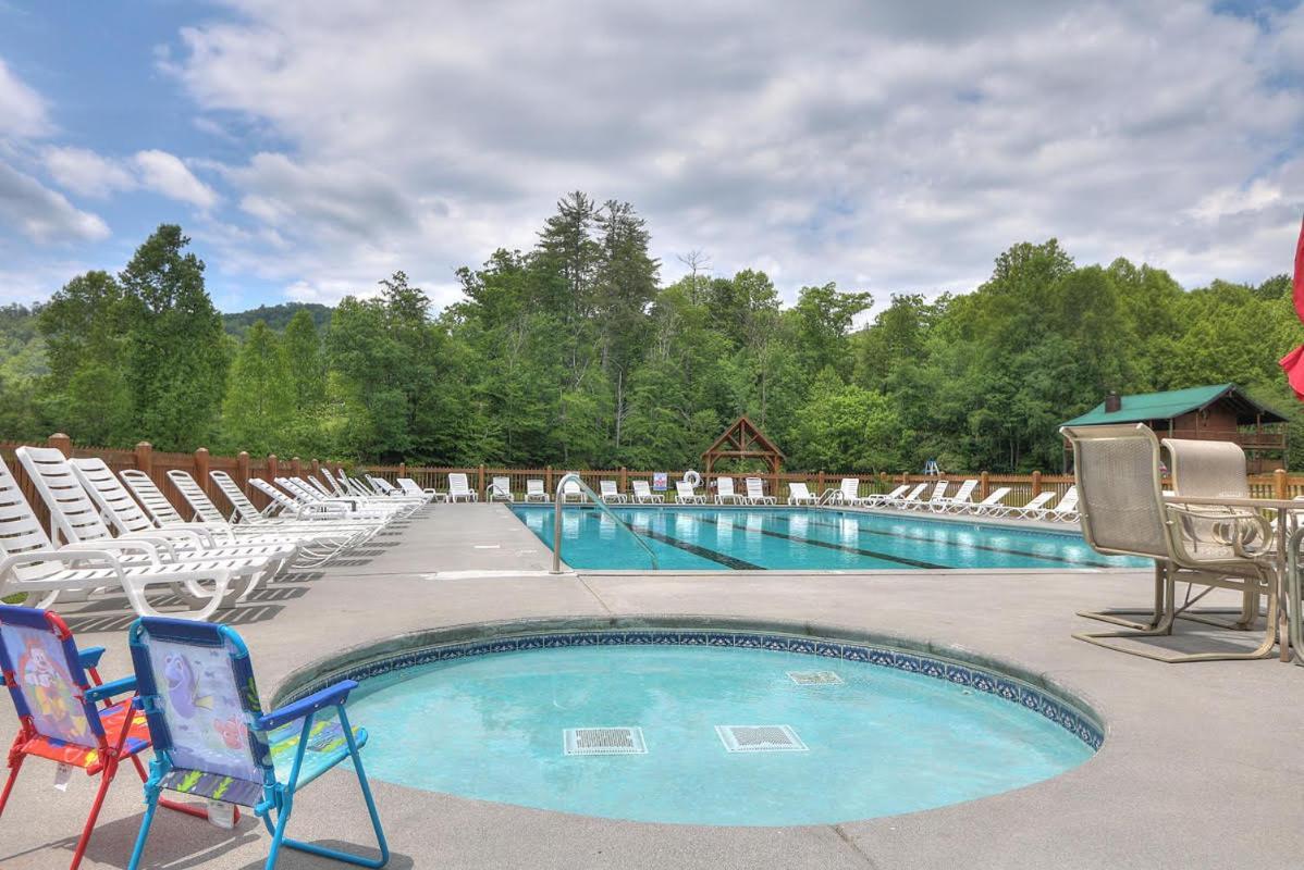 Wilderness Lodge, Hot Tub, Game Room, Pool Access, 1089 Free Tickets Each Paid Day, Dollywood And M Sevierville Zewnętrze zdjęcie